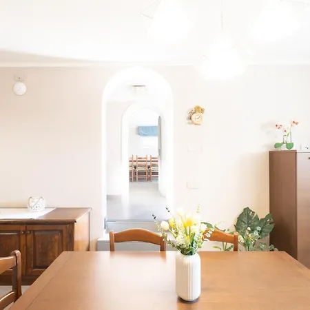 Casa Il Gelsomino With Swimming Pool Apartamento